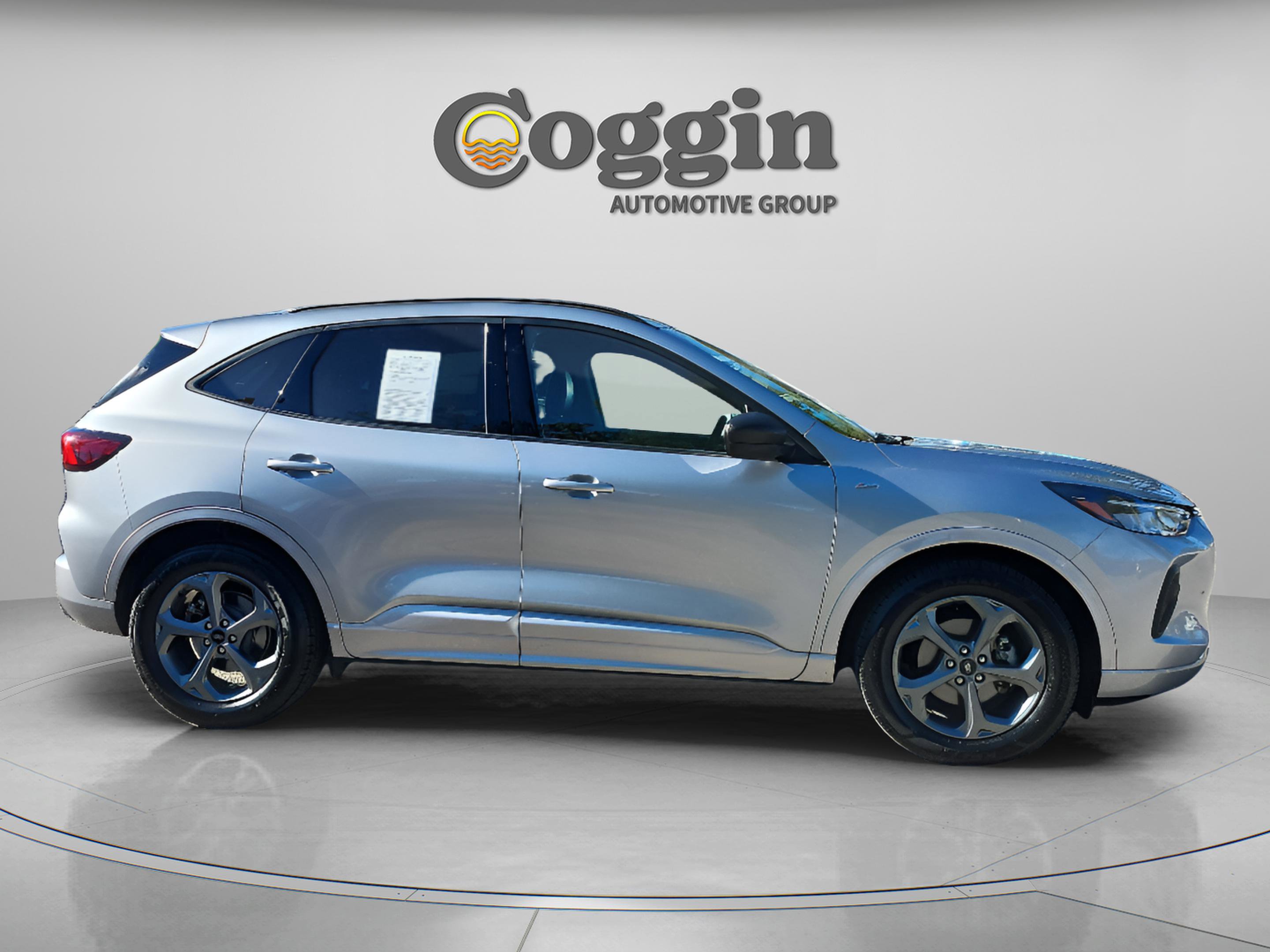 Used 2024 Ford Escape ST-Line image 7