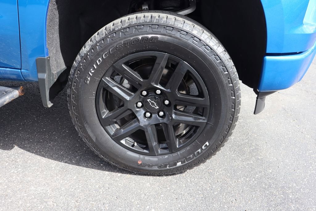 Used 2022 Chevrolet Silverado 1500 Custom w/ LPO, Dark Essentials Package image 29