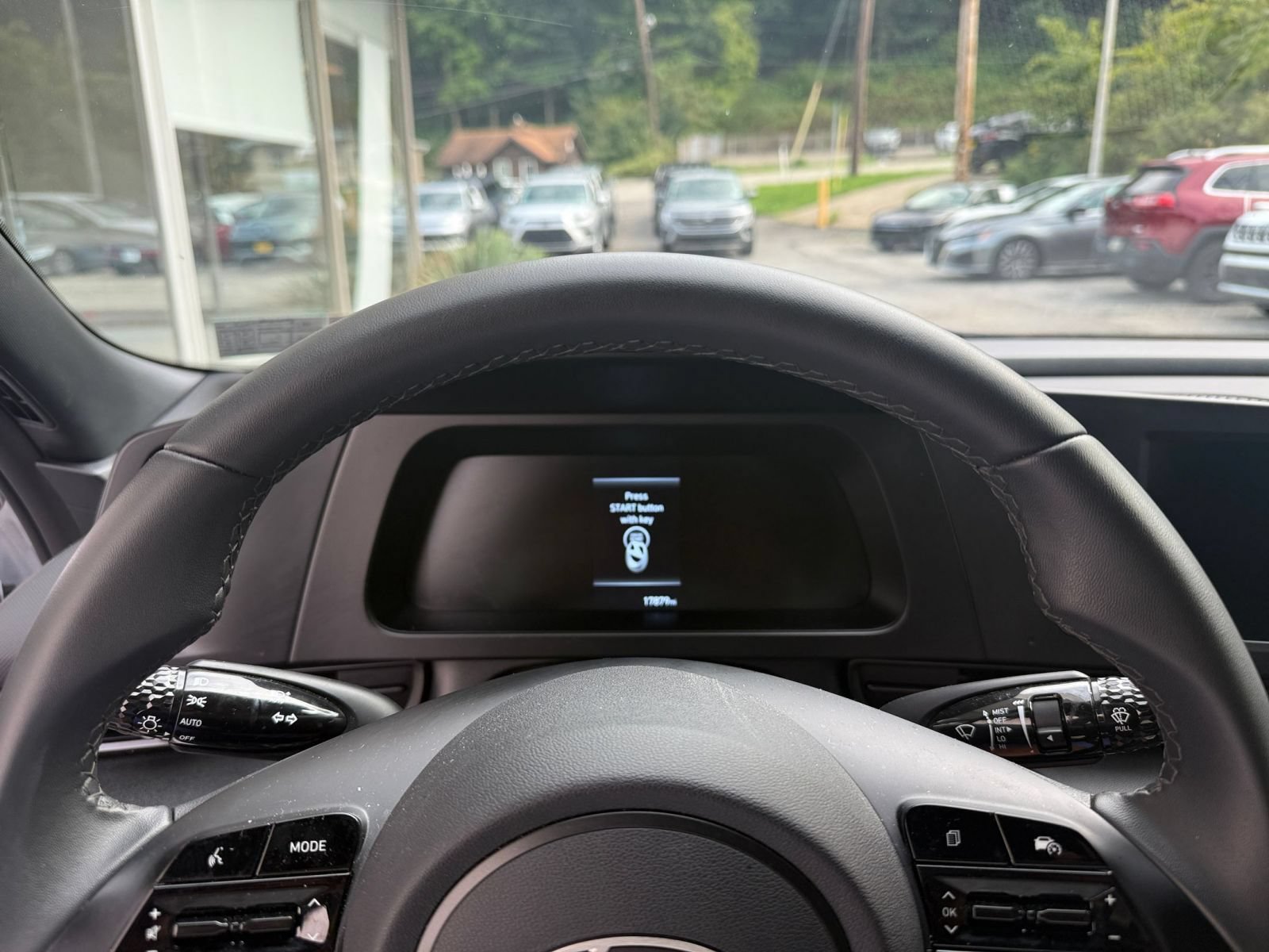 Used 2026 Hyundai Elantra Sport FWD image 34