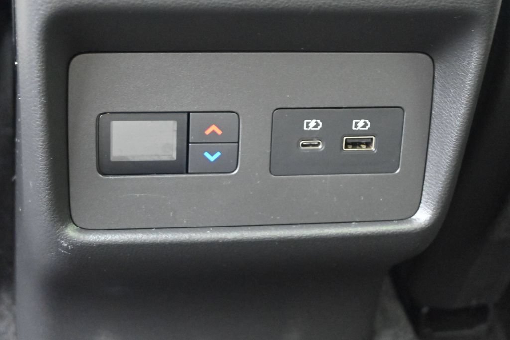 Used 2023 Nissan Rogue SL w/ SL Premium Package FWD image 19