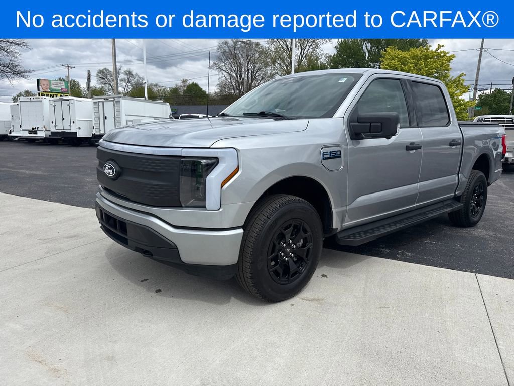 Used 2025 Ford F150 Lightning XLT AWD/4WD image 2