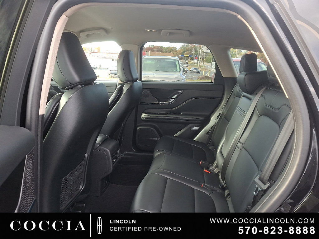 Certified 2024 Lincoln Corsair AWD image 10