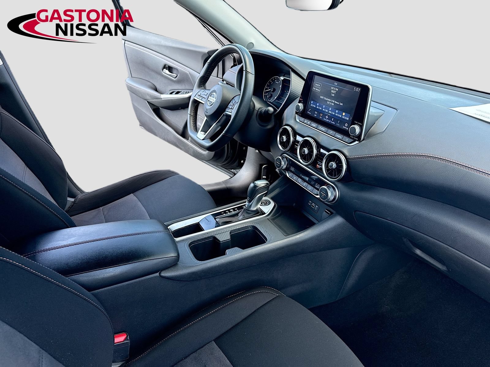 Used 2023 Nissan Sentra SR w/ Electronics Package FWD image 35