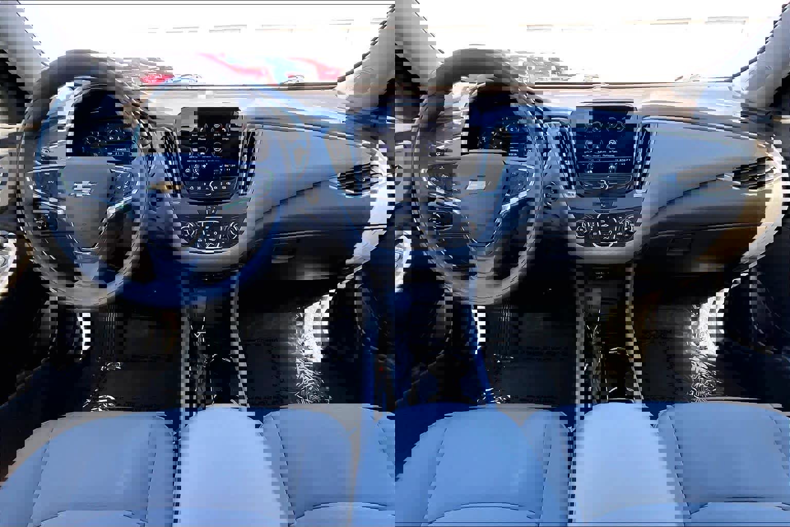 Used 2023 Chevrolet Malibu LS image 15