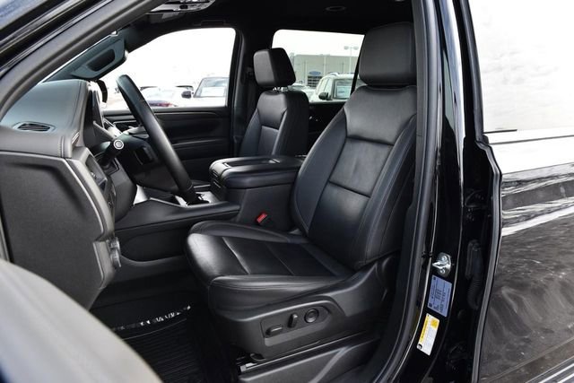 Used 2024 Chevrolet Suburban LT AWD/4WD image 19