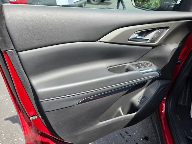 Used 2025 Chevrolet Traverse LT AWD/4WD image 33