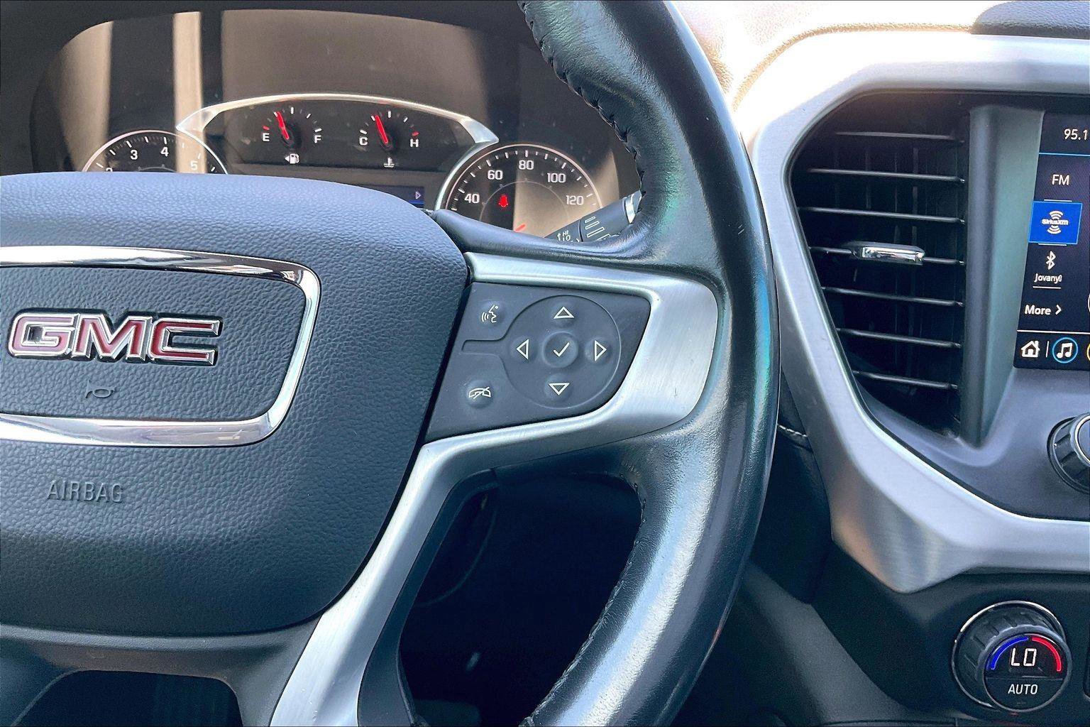 Used 2020 GMC Acadia SLT FWD image 20