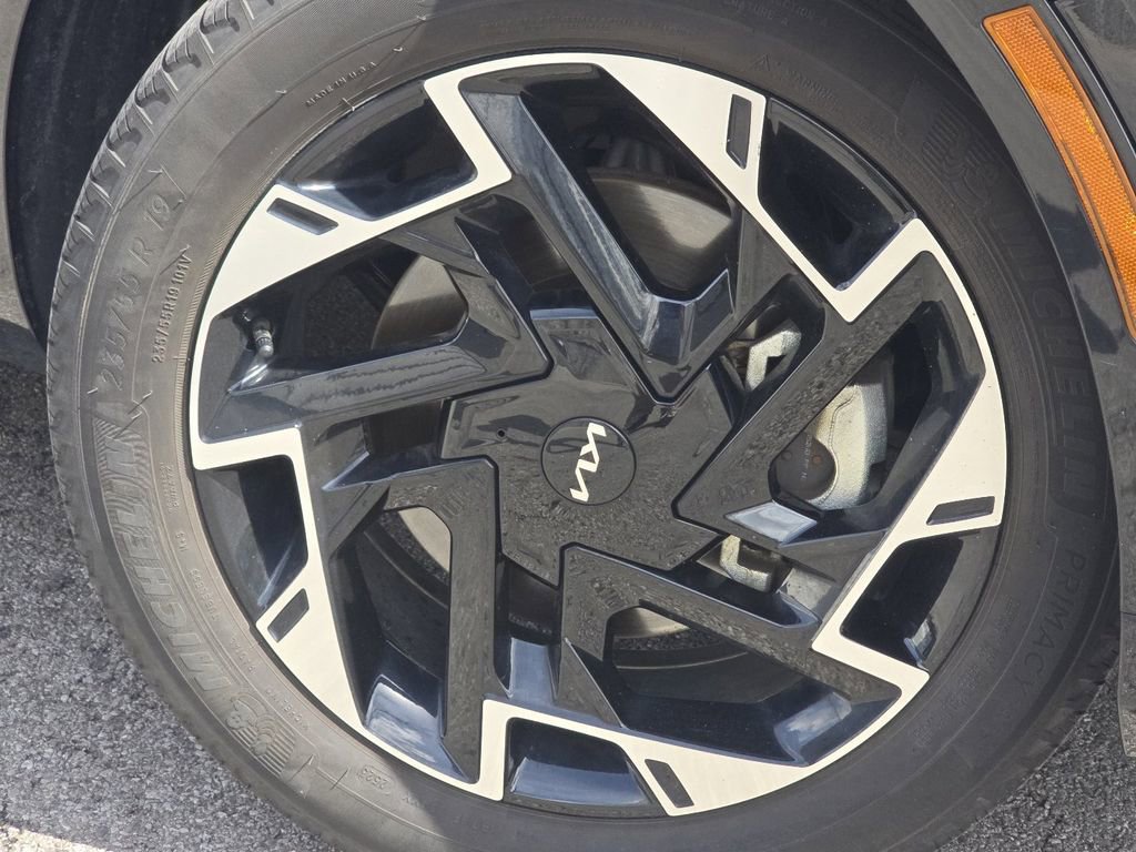 Used 2024 Kia Sportage SX image 10