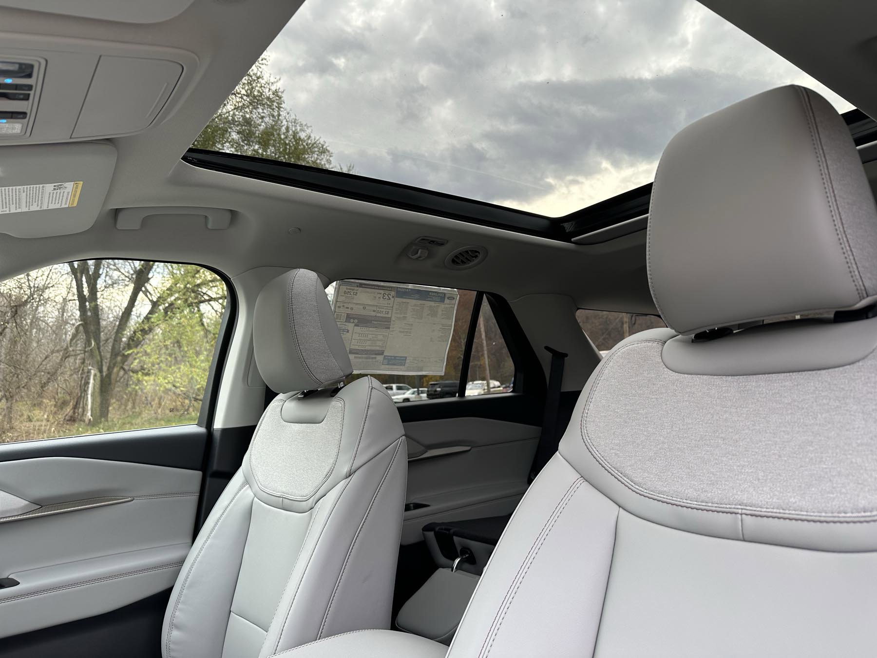 New 2026 Ford Explorer Active w/ Active Comfort Package image 28