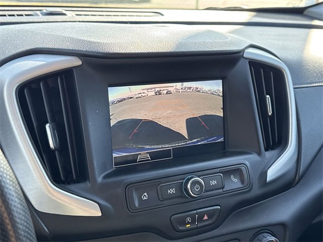Used 2024 GMC Terrain SLE image 18