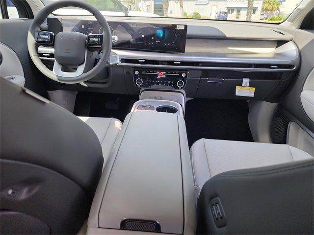 New 2026 Hyundai Ioniq 9 Limited image 13