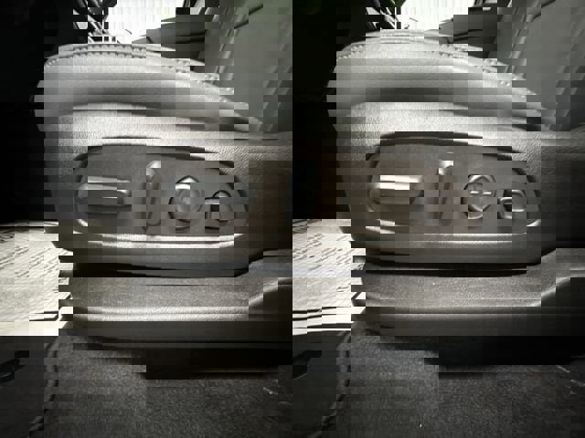 Used 2024 Buick Enclave Premium image 29