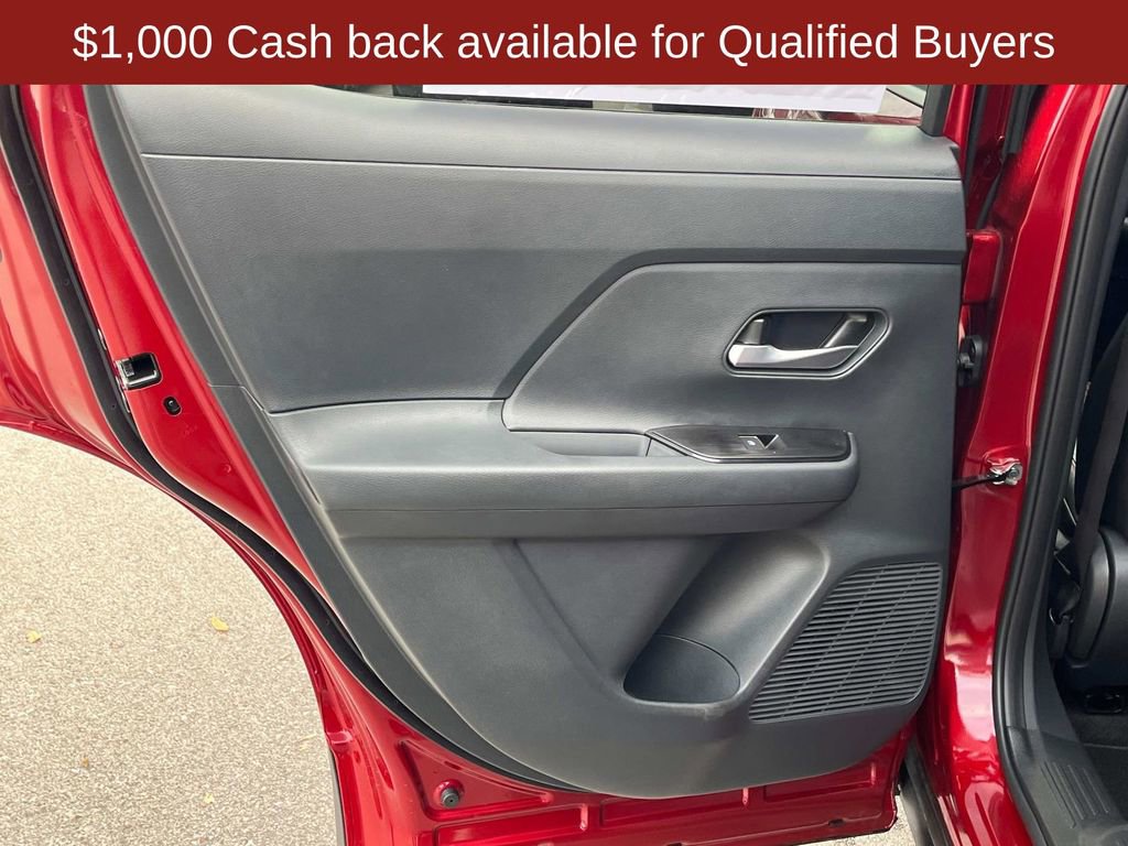 New 2026 Nissan Kicks SR image 20