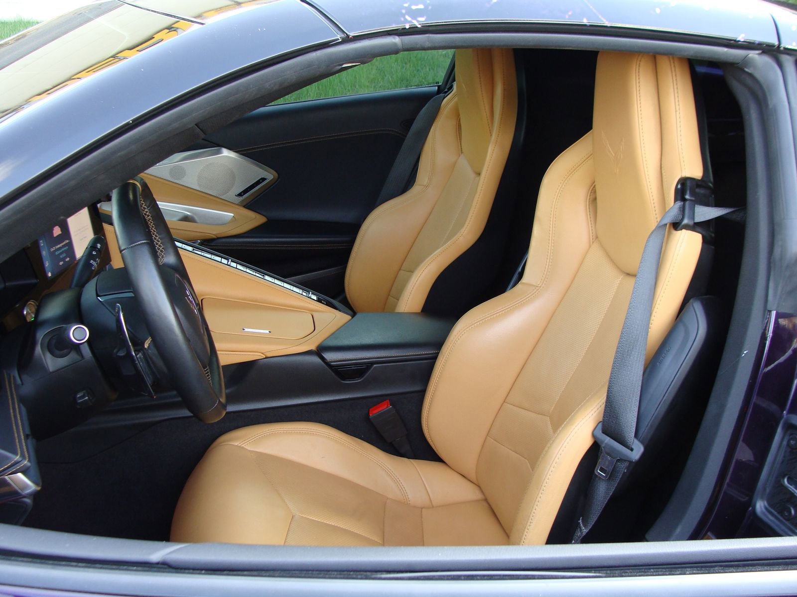 Used 2024 Chevrolet Corvette Stingray Preferred Cpe w/ 2LT RWD image 8