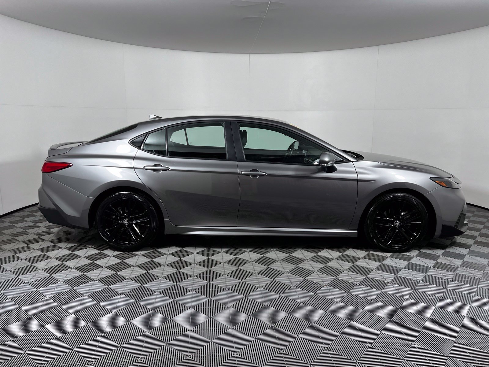 Certified 2026 Toyota Camry SE FWD image 4