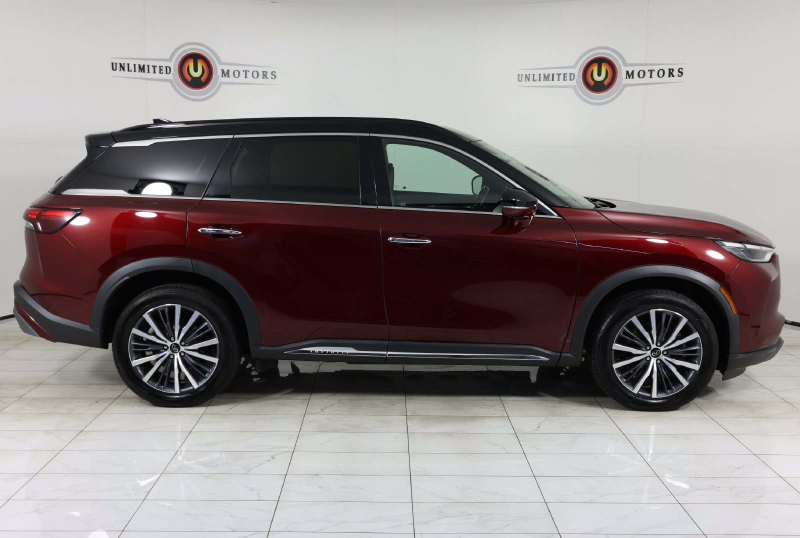 Used 2023 INFINITI QX60 Autograph AWD/4WD image 2