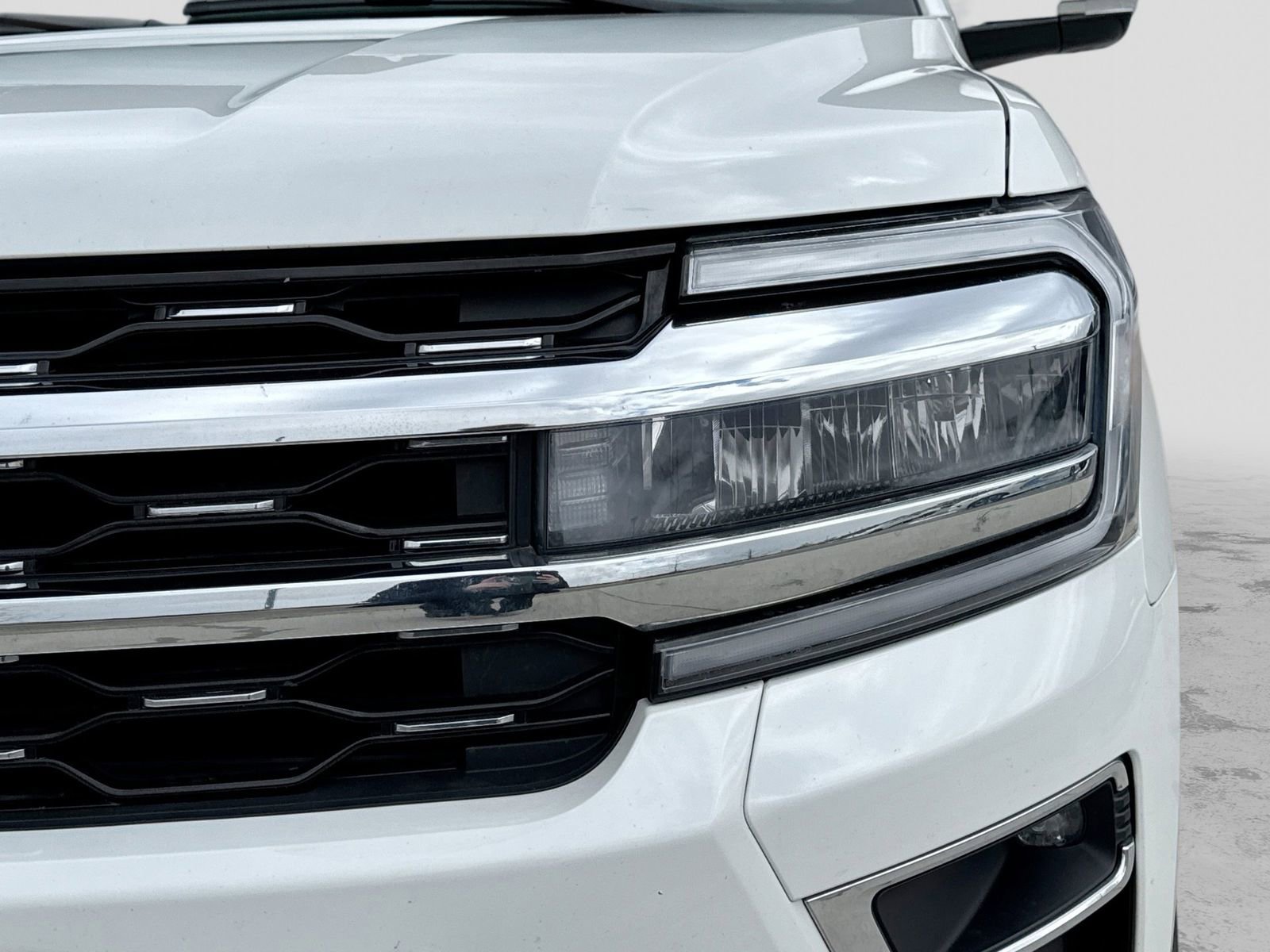 Certified 2022 Ford Expedition Limited image 13