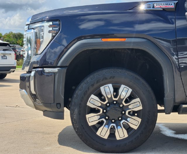 Used 2024 GMC Sierra 2500 Denali w/ Denali Reserve Package AWD/4WD image 8