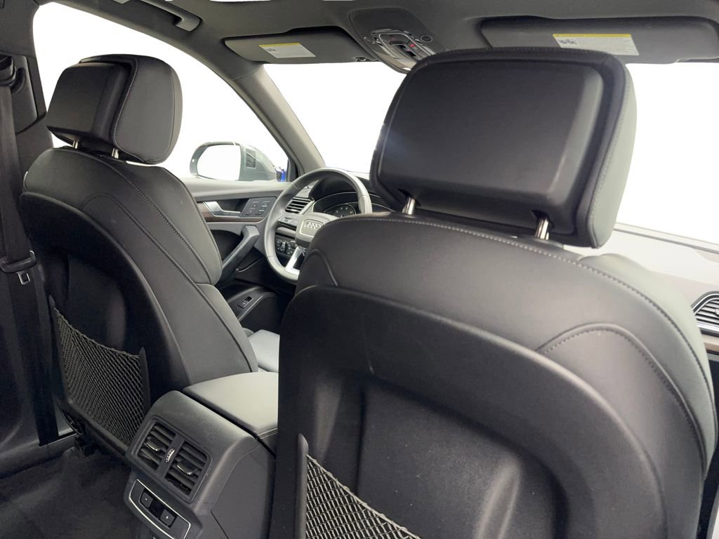 Used 2023 Audi Q5 2.0T Premium w/ Convenience Package image 42