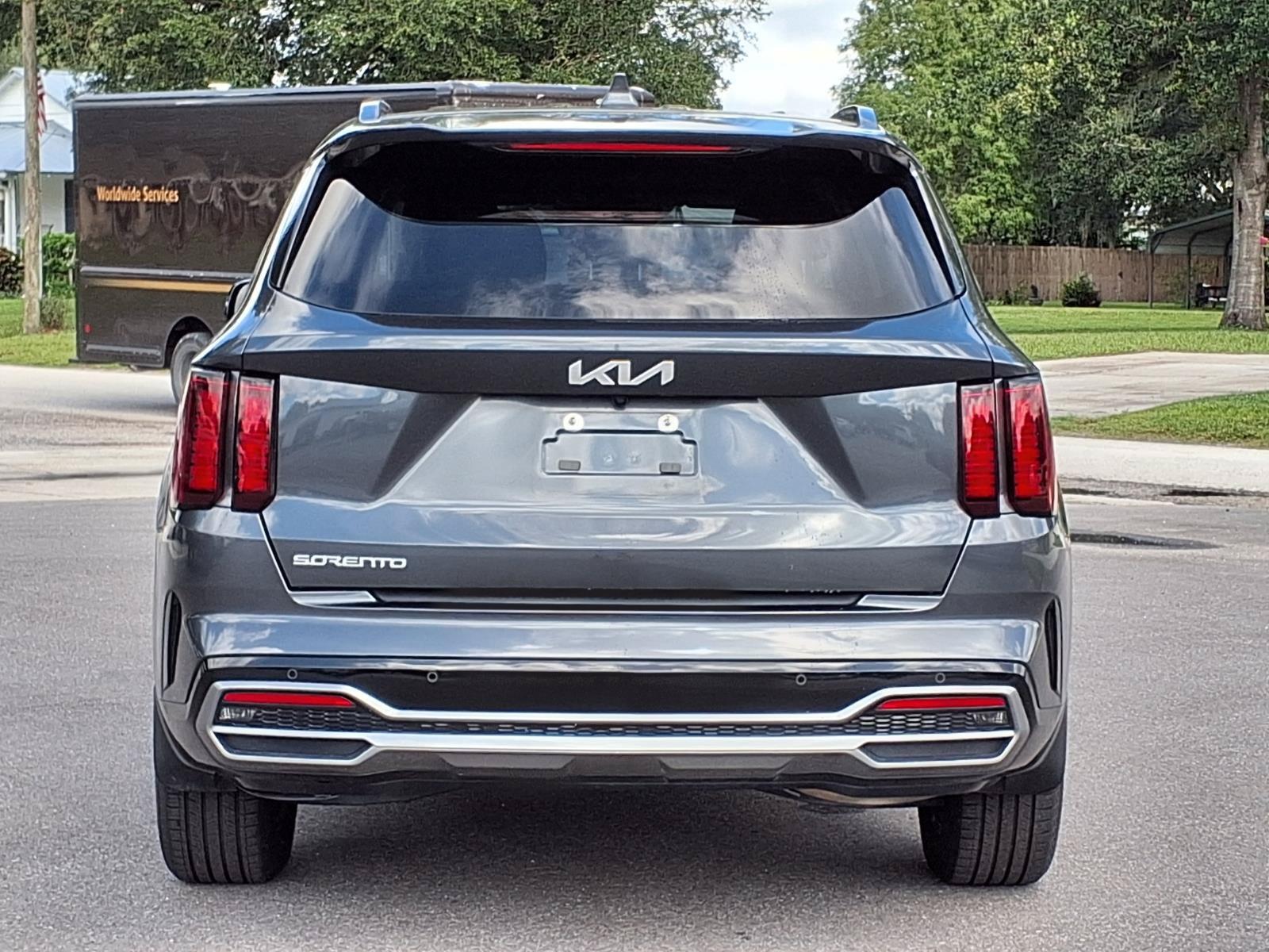 Used 2023 Kia Sorento S FWD image 5