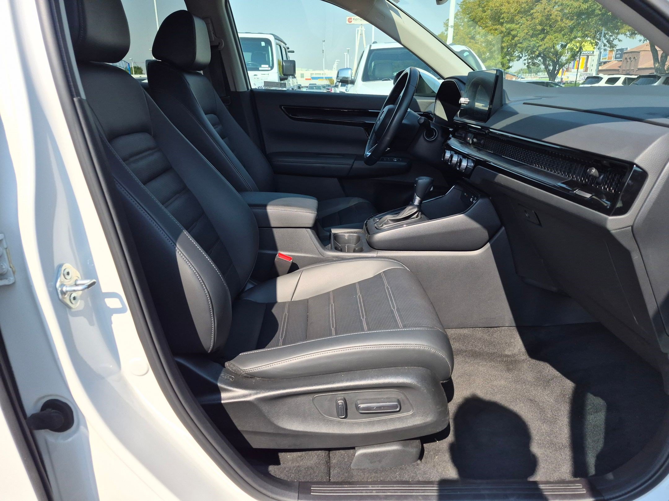 Used 2024 Honda CR-V EX-L image 31
