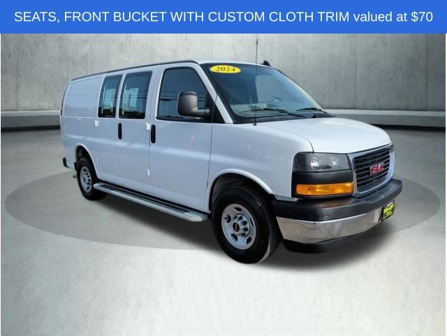 Used 2024 GMC Savana 2500 w/ Driver Convenience Package image 9