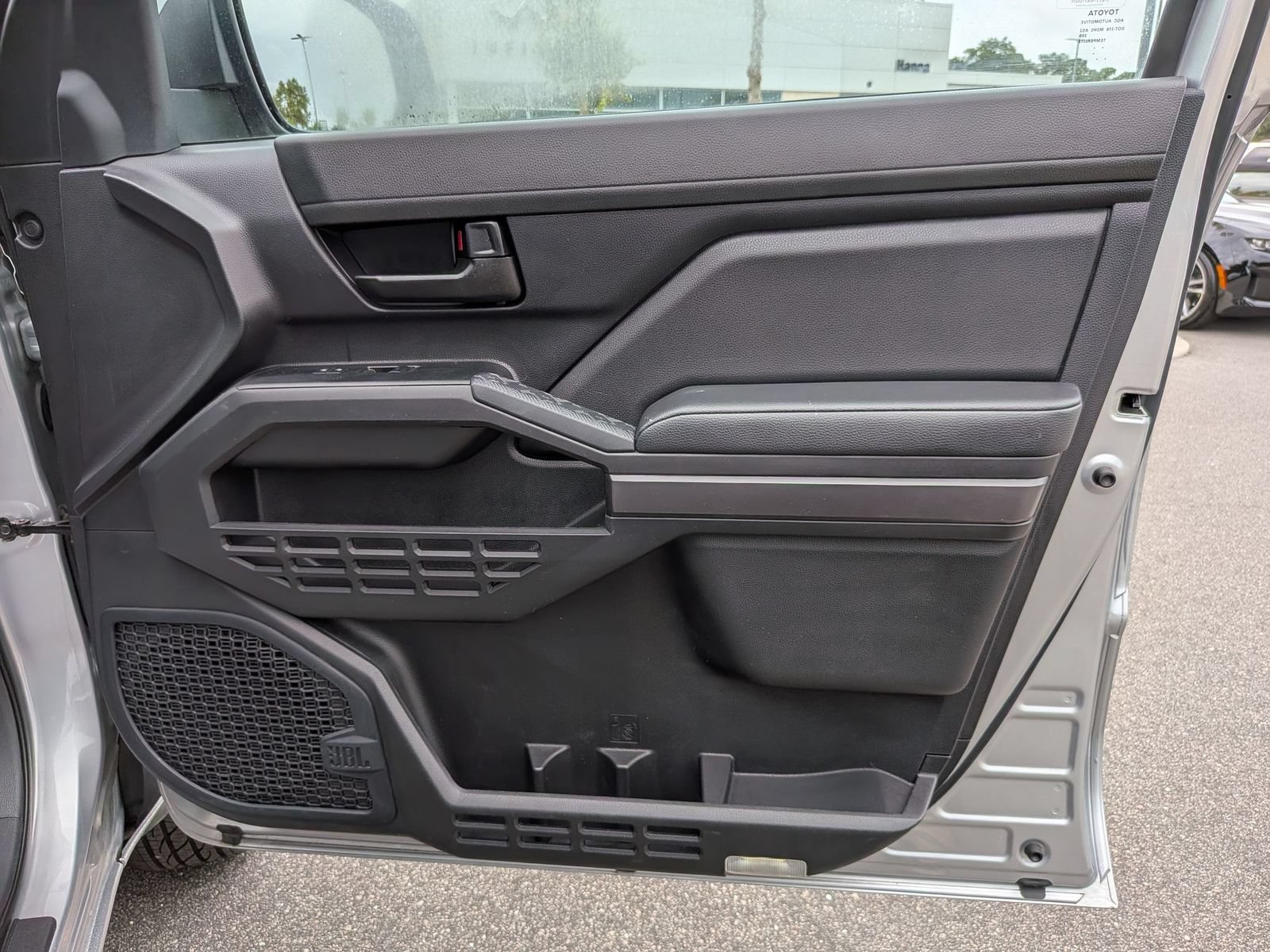 Used 2024 Toyota Tacoma SR5 AWD/4WD image 34