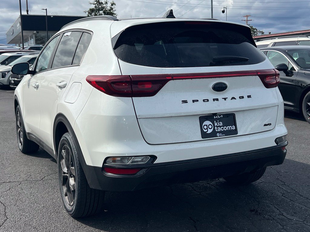 Certified 2022 Kia Sportage Nightfall Edition AWD/4WD image 11