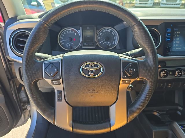 Used 2017 Toyota Tacoma SR5 w/ Tow Package image 28
