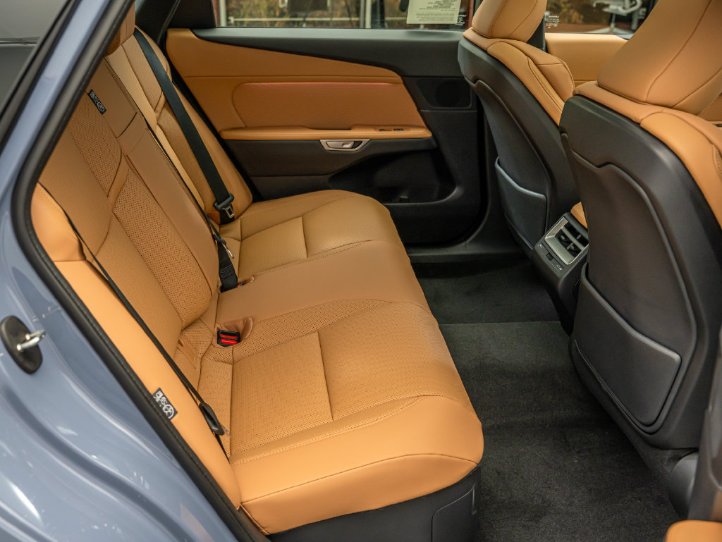 New 2026 Lexus ES 350h AWD w/ Convenience Package image 44