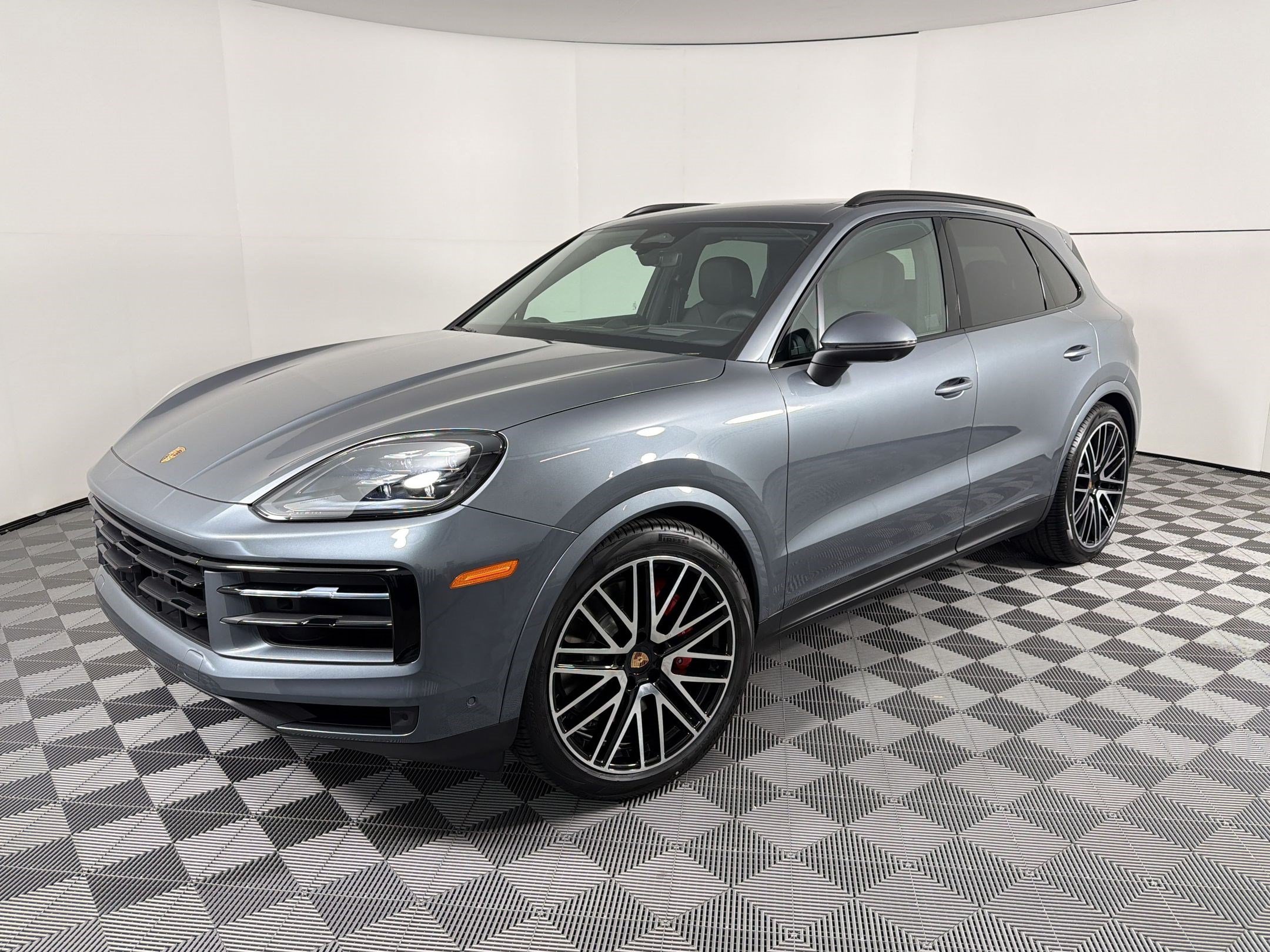 New 2026 Porsche Cayenne S AWD/4WD image 1