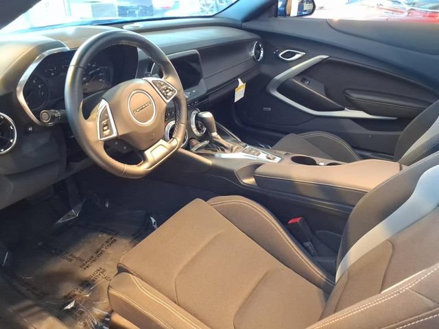 Used 2023 Chevrolet Camaro LT w/ Technology Package RWD image 14
