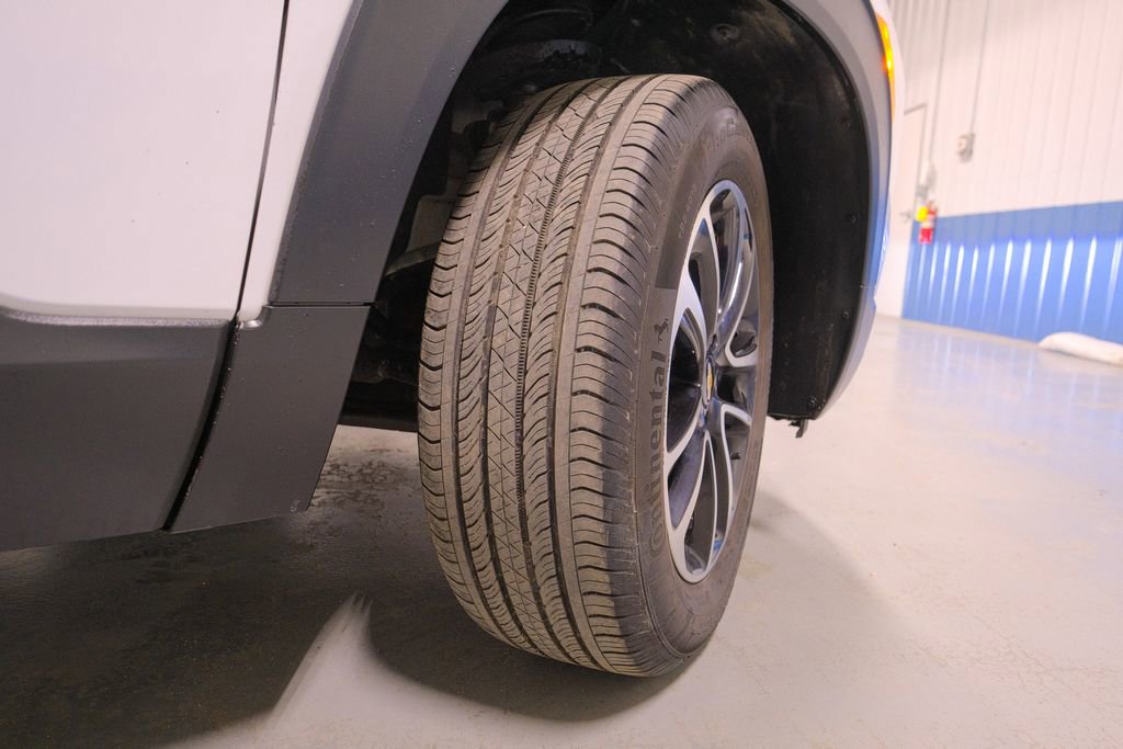 Used 2025 Chevrolet TrailBlazer LT image 44