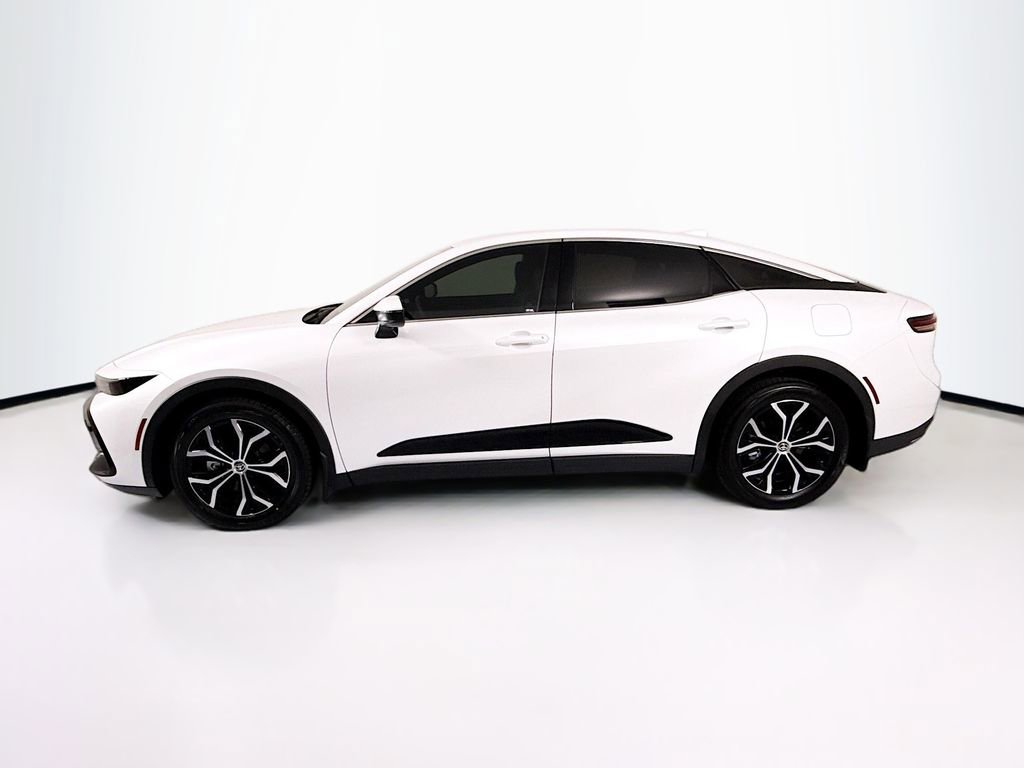 Used 2024 Toyota Crown XLE image 8