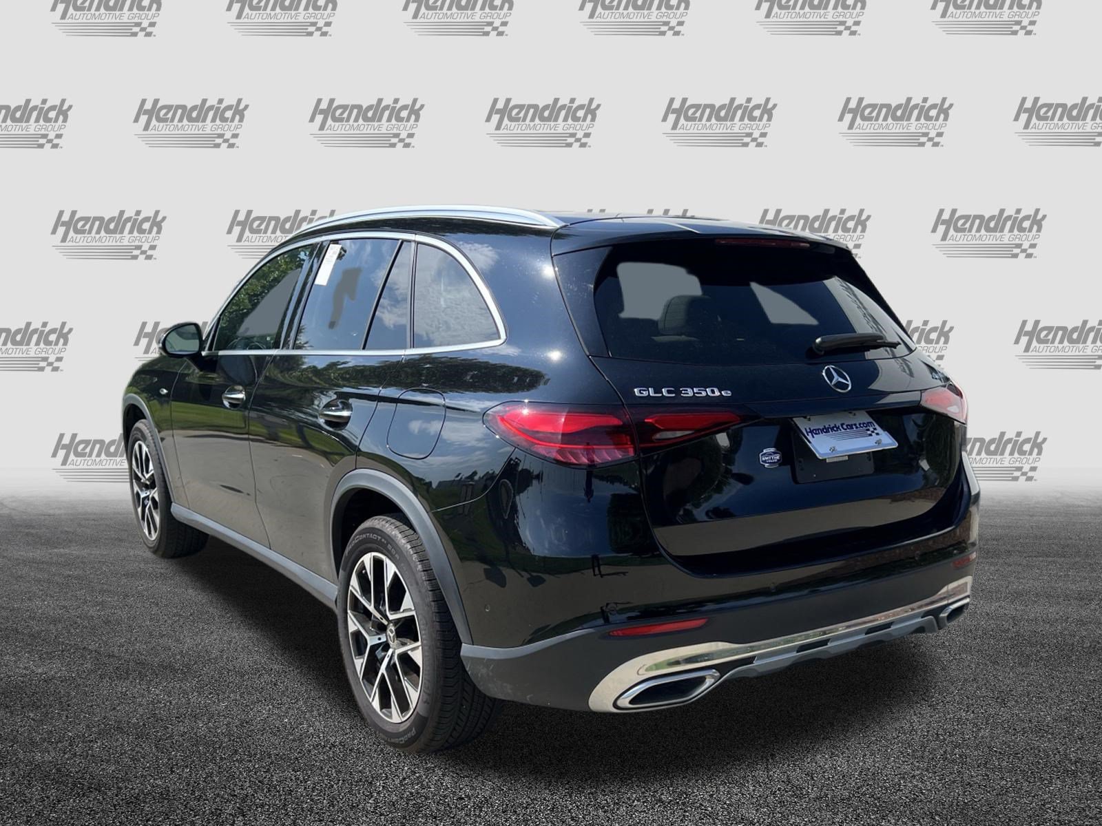 Used 2025 Mercedes-Benz GLC 350e 4MATIC image 8