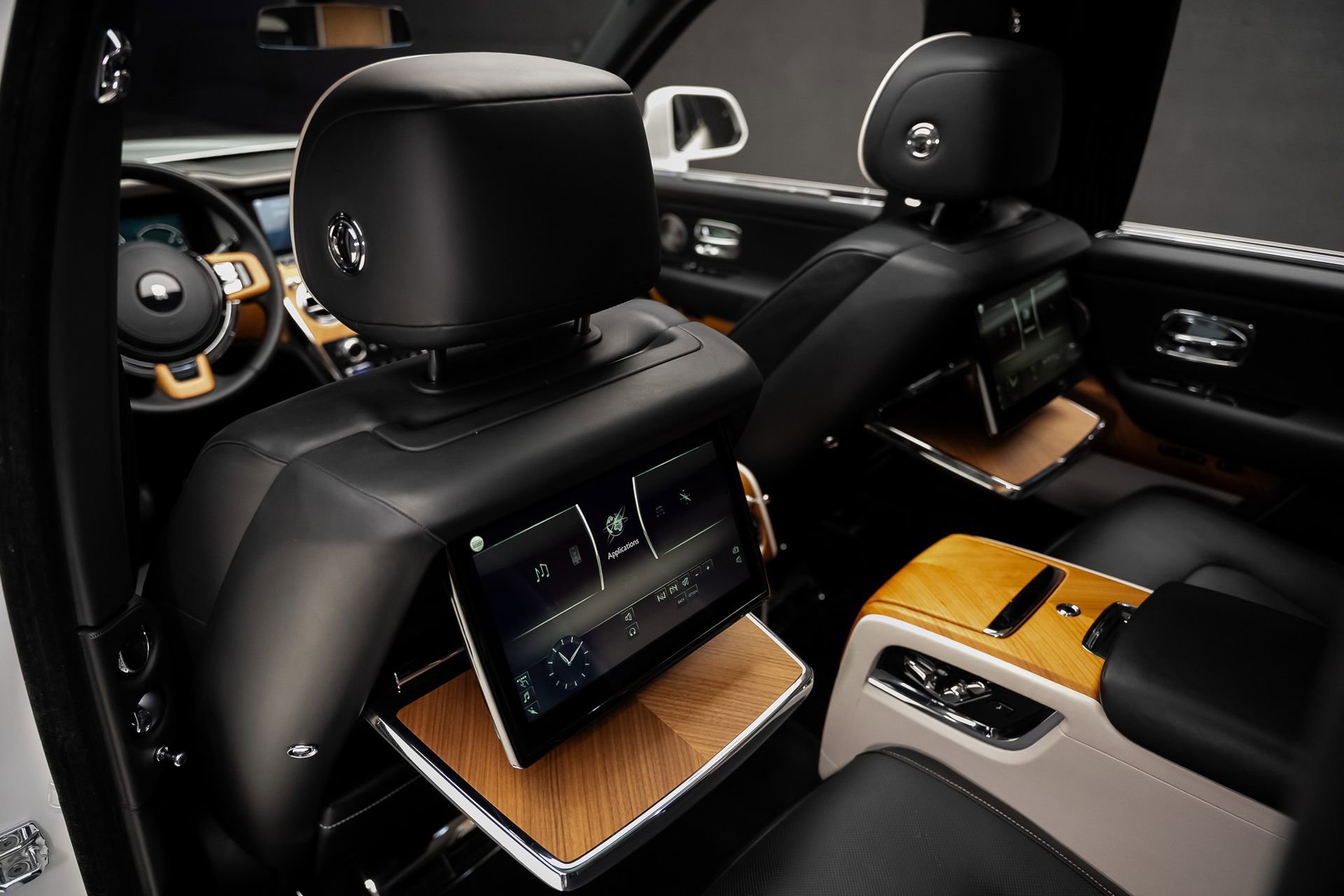 Used 2019 Rolls-Royce Cullinan AWD/4WD image 71