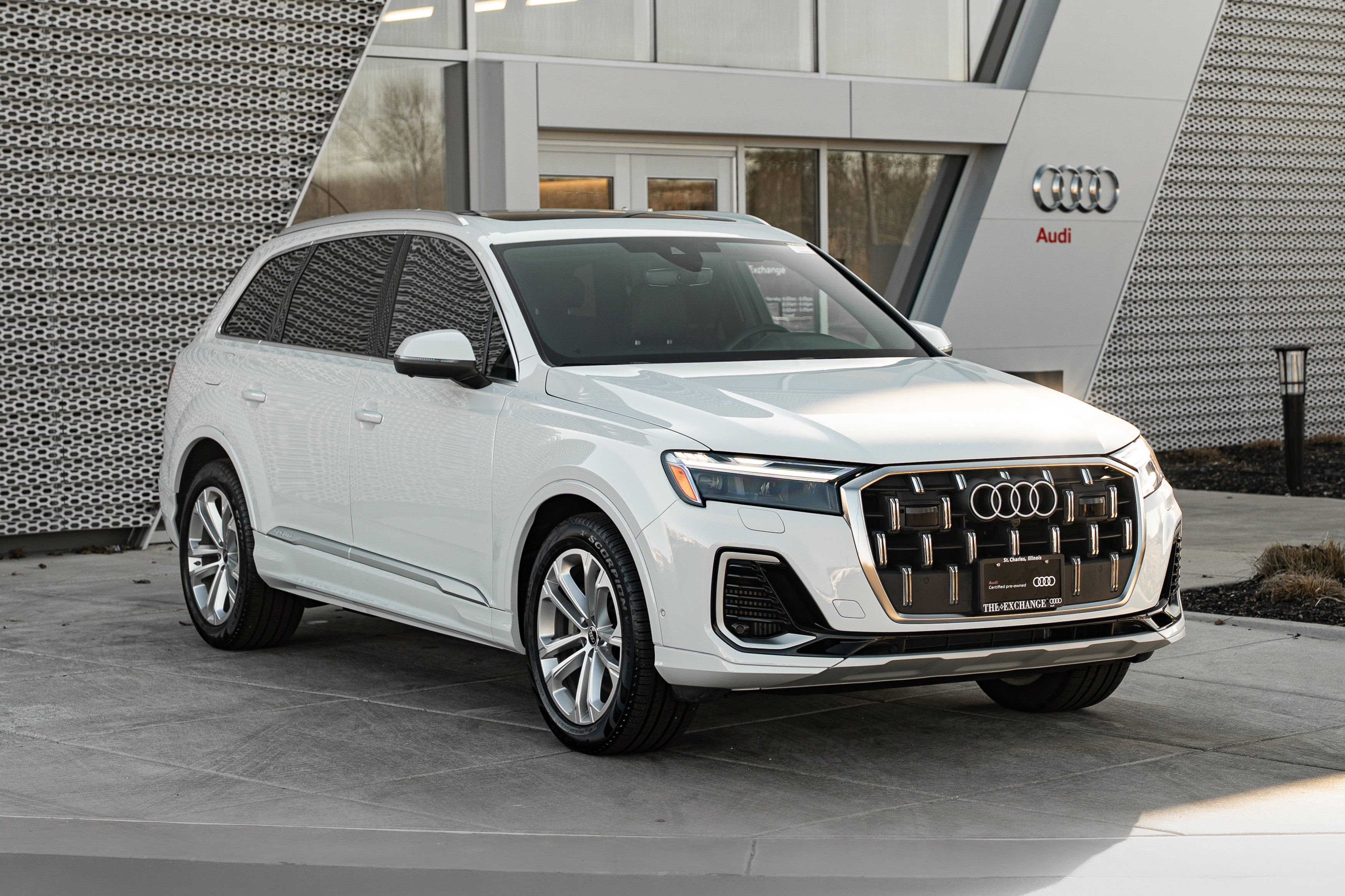 Certified 2025 Audi Q7 3.0T Premium Plus w/ Premium Plus Package AWD/4WD image 2