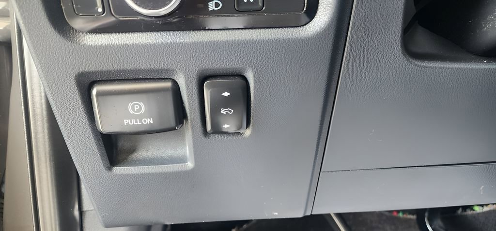 Used 2021 Ford F150 Lariat image 25