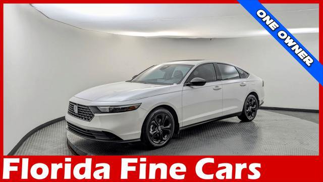 Used 2025 Honda Accord SE image 1