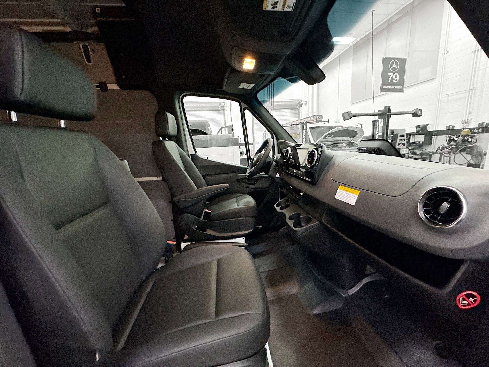 Used 2026 Mercedes-Benz Sprinter 2500 image 25