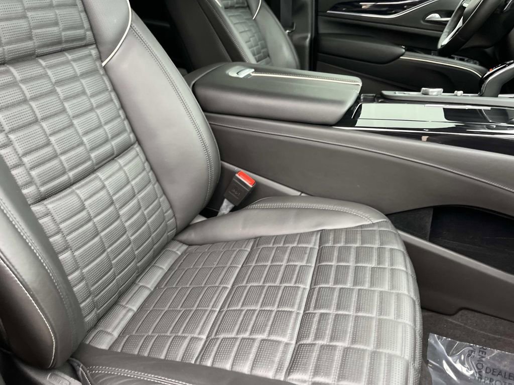 Certified 2024 Cadillac Escalade V image 25