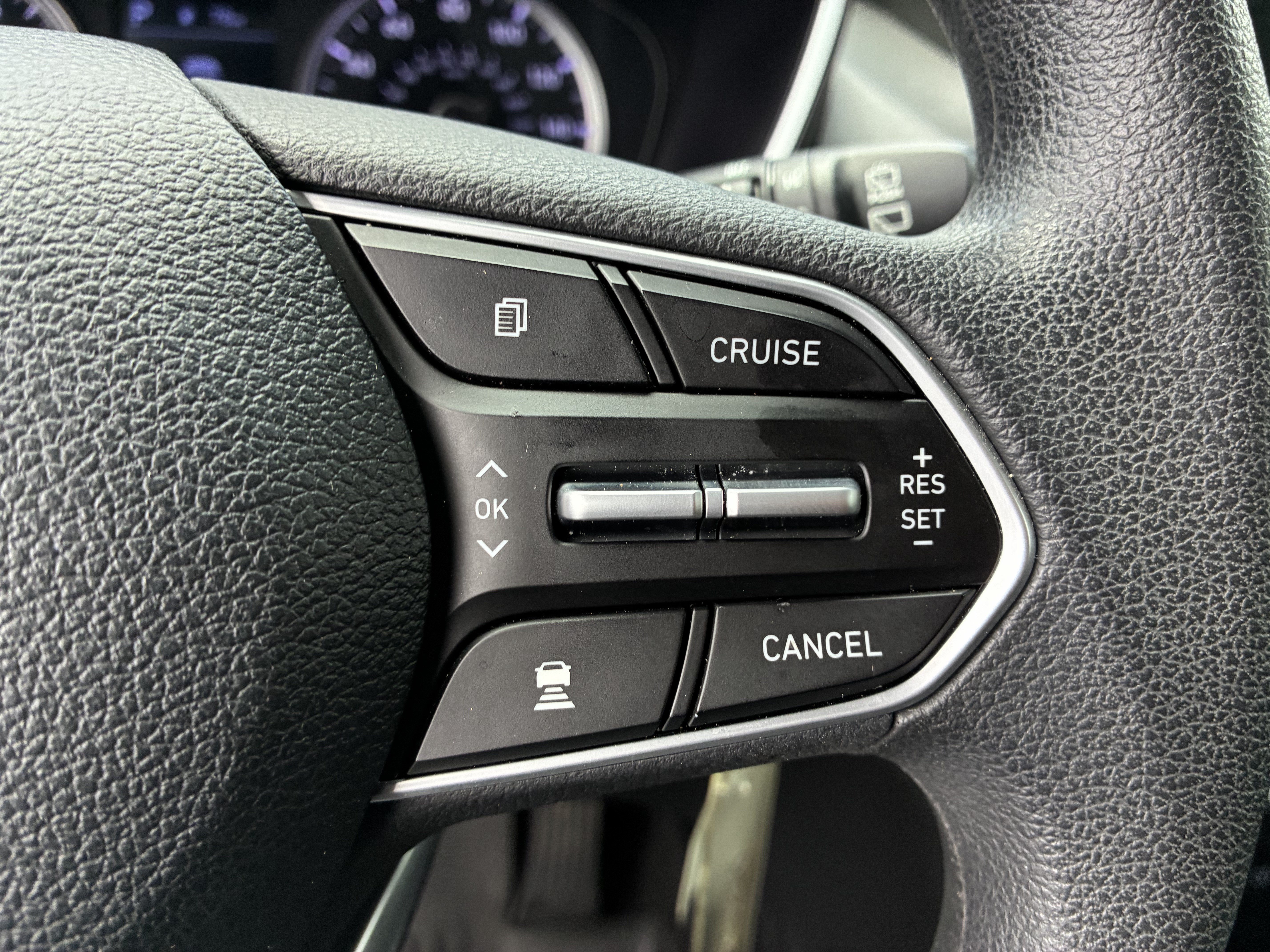 Used 2019 Hyundai Santa Fe SE FWD image 27