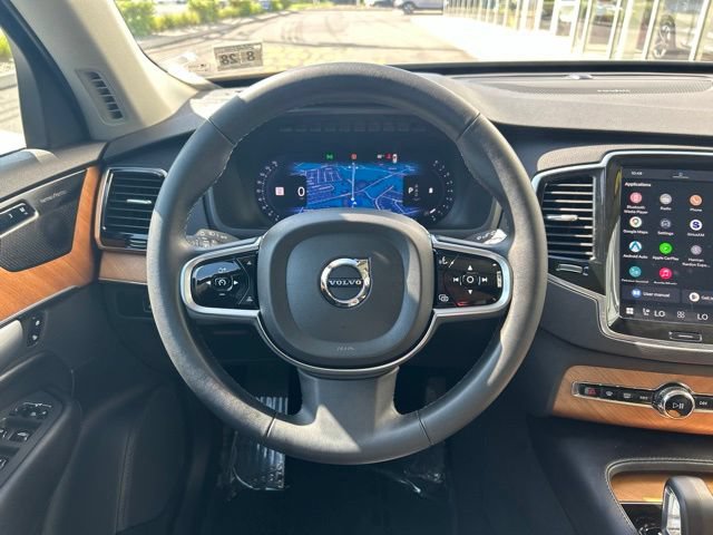Used 2023 Volvo XC90 B6 Plus AWD/4WD image 18