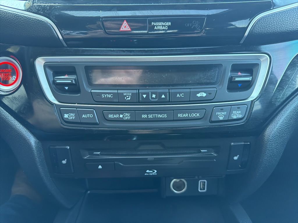 Used 2019 Honda Pilot Touring image 40