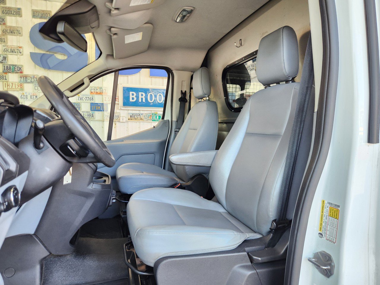 Used 2015 Ford Transit 350 148 Low Roof RWD image 4