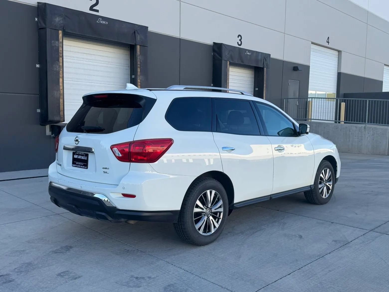 Used 2020 Nissan Pathfinder SL AWD/4WD image 5