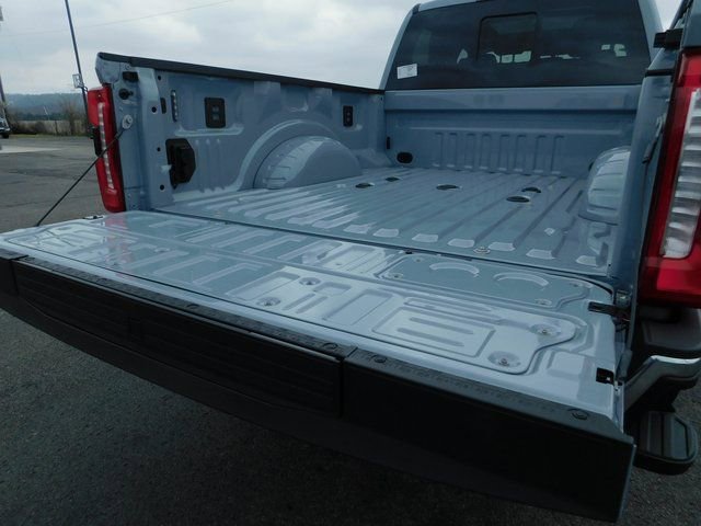 New 2026 Ford F350 Lariat w/ Lariat Ultimate Package image 12