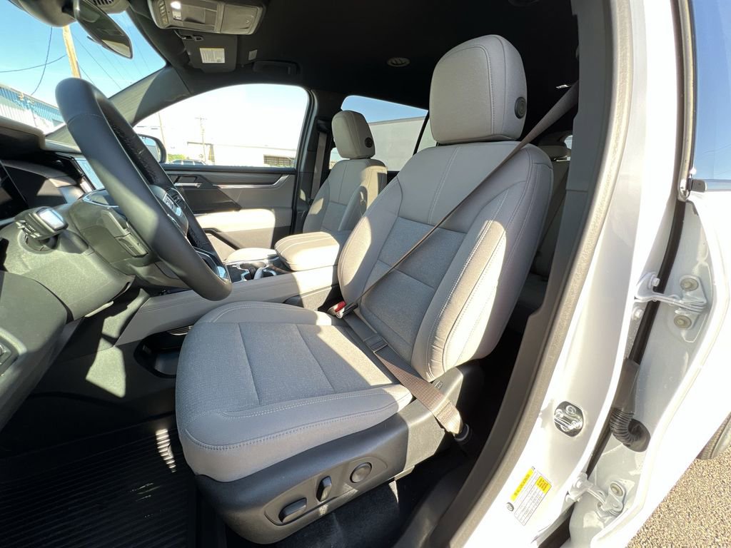 New 2025 GMC Acadia Elevation w/ LPO, Floor Liner Package image 19