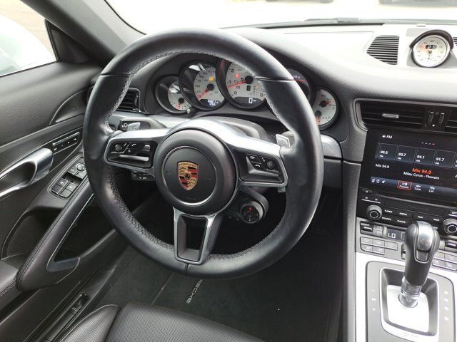 Certified 2017 Porsche 911 Carrera 4 image 17