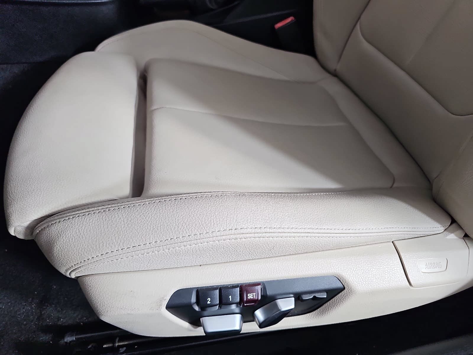 Used 2017 BMW 230i Convertible RWD image 26